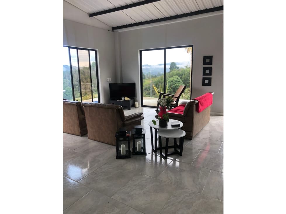 CASA CAMPESTRE EN VENTA GUARNE (P) — foto 2