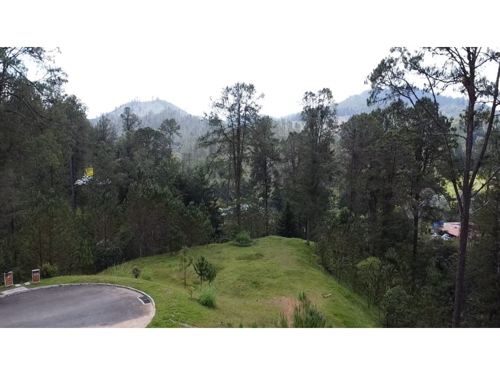 HERMOSO LOTE EN EL RETIRO EN PARCELACION — foto 2