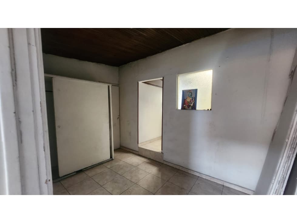 Local Centro Fontibón — foto 2