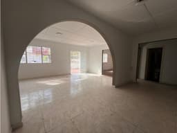 SE VENDE CASA INDEPENDIENTE DE SOMBRA BELLAVISTA