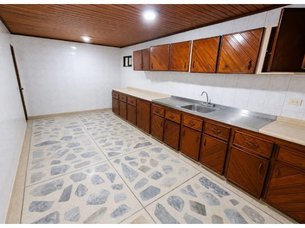 SE VENDE CASA INDEPENDIENTE EN LOS ALPES — foto 4