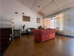 CASA ESQUINERA EN VENTA PARAÍSO+INCREIBLE POTENCIAL