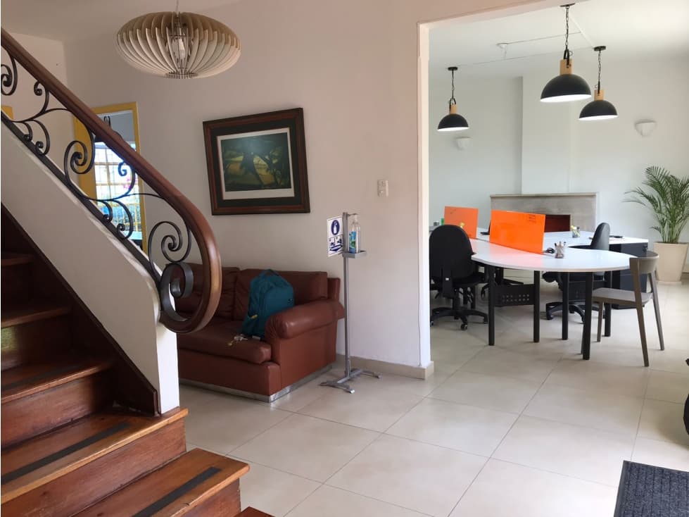 CASA REMODELADA PARA OFICINAS QUINTA CAMACHO — foto 2