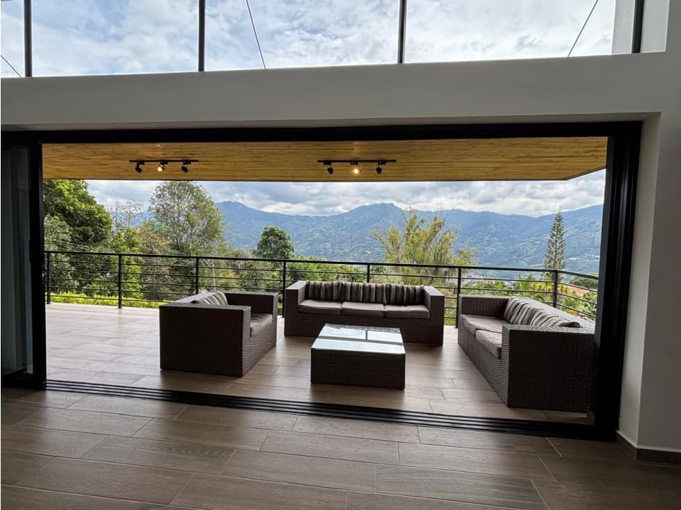 SE VENDE CASA CAMPESTRE EN COPACABANA — foto 1