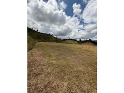 VENTA DE LOTE EN EL RETIRO SECTOR DON DIEGO