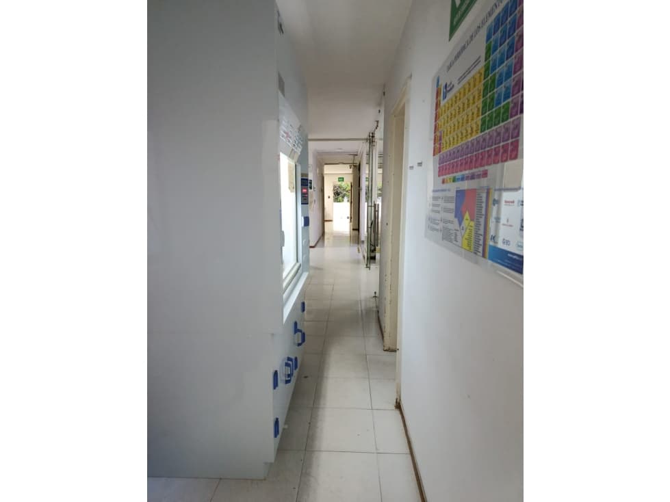 CASA EMPRESARIAL EN VENTA CALAZANS 250 MT2 TIENE MALACATE — foto 5
