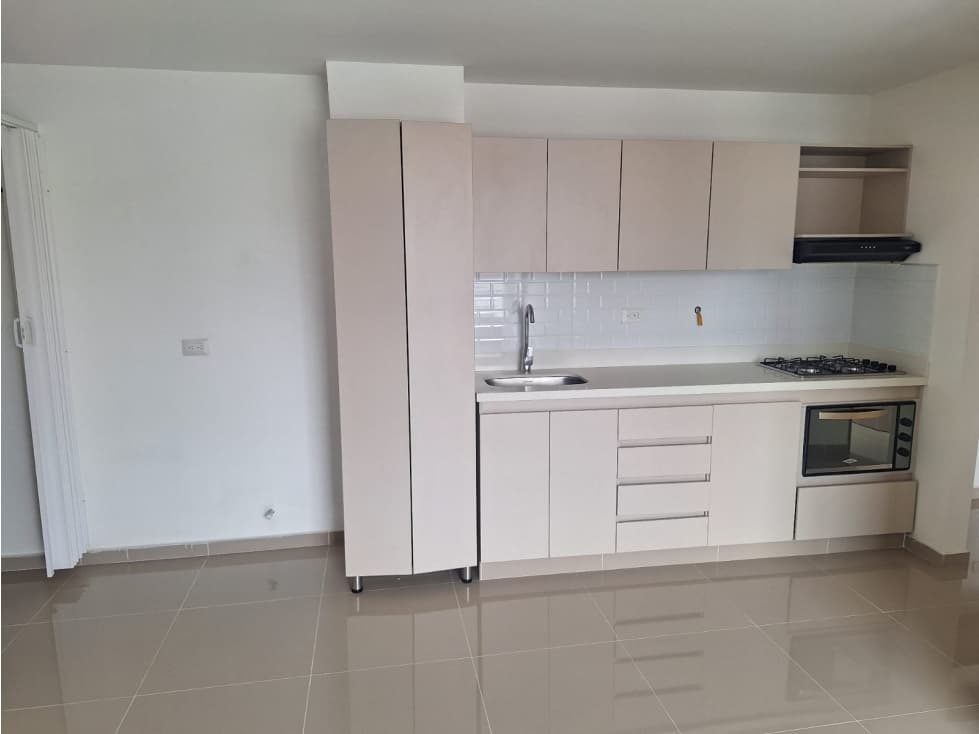 APARTAMENTO EN VENTA ITAGUI CENTRO EDIFICIO PH 3 PISO — foto 3
