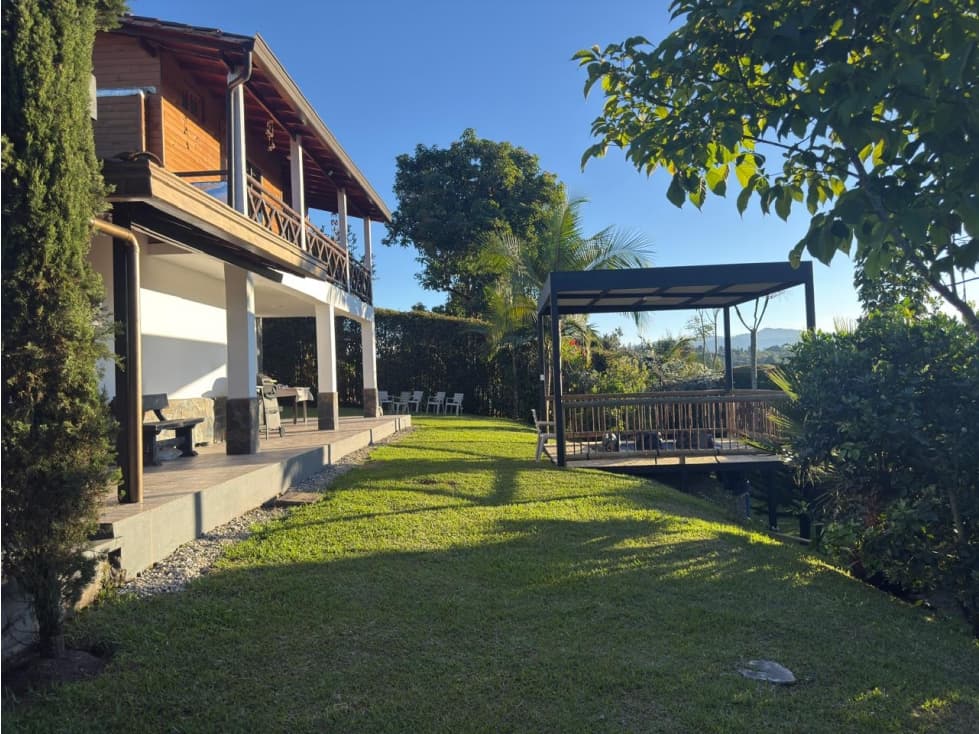 VENTA HERMOSA CASA FINCA RIONEGRO — foto 3