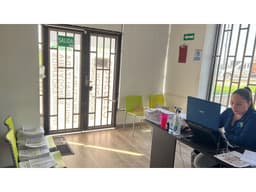 SE VENDE LOCAL COMERCIAL EN TORRES DE SAN MATEO PEREIRA