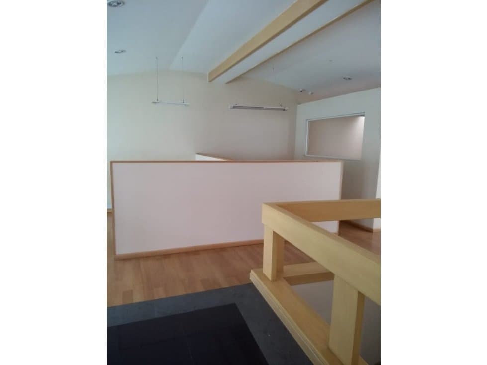 ARRIENDO CASA OFICINA SANTA BARBARA $14 MILLONES — foto 6