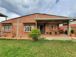 Casa Campestre Independiente 4 alcobas Tribunas Pereira