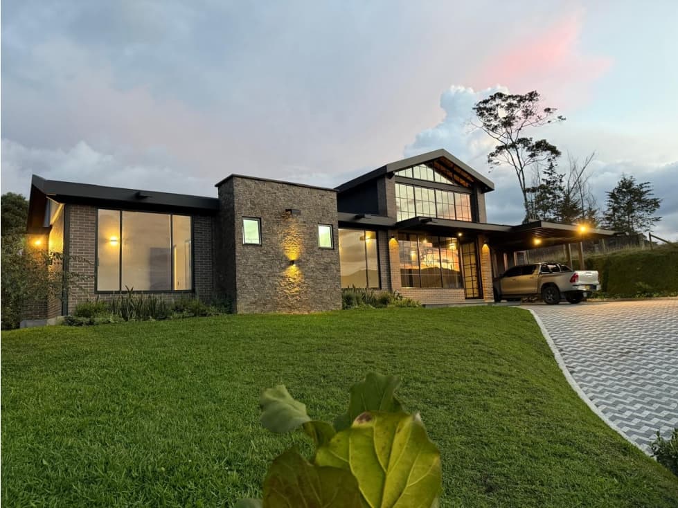 Casa en venta en El Retiro, Pantanillo — foto 1
