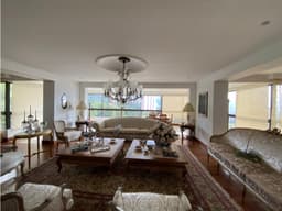 Apartamento en venta en El Poblado sector El Tesoro