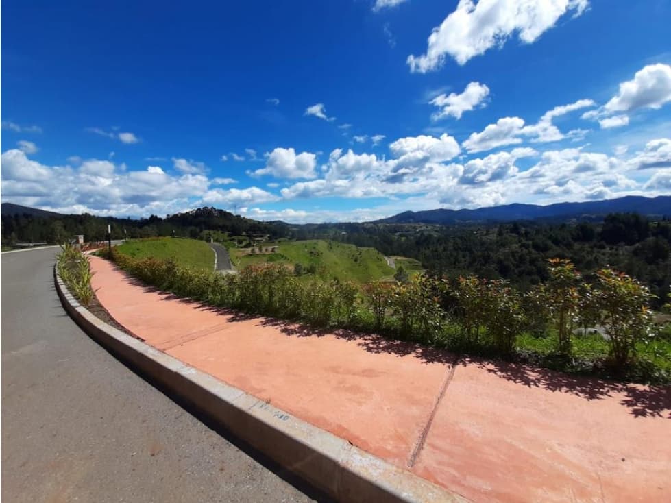 Lote en venta en El Retiro vía Pantanillo — foto 2