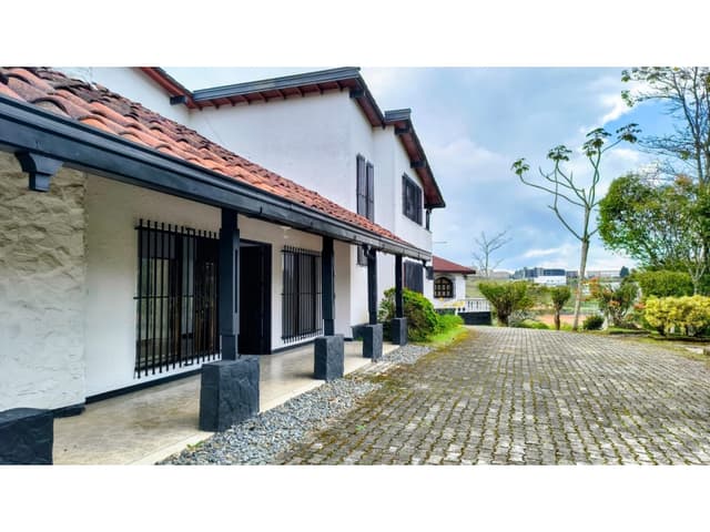Casa campestre arriendo, sector Aeropuerto, Vereda La Mosquita Guarne