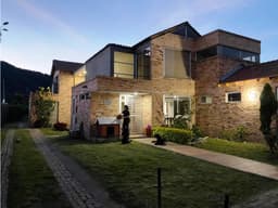 Casa Independiente Arriendo 5 Hab 300m² Lote 1000m² Fonqueta