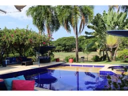 Casa en Venta Ricaurte | Peñalisa Piscina Privada y Descanso