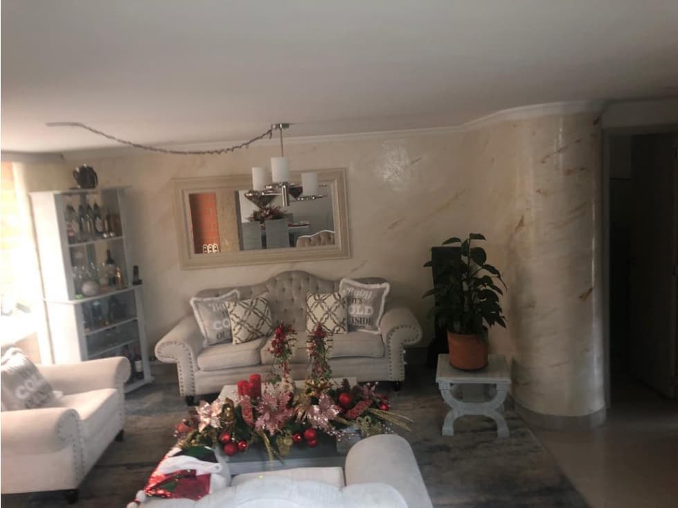 CASA EN VENTA EN ENVIGADO LOMA DEL ESCOBERO — foto 1