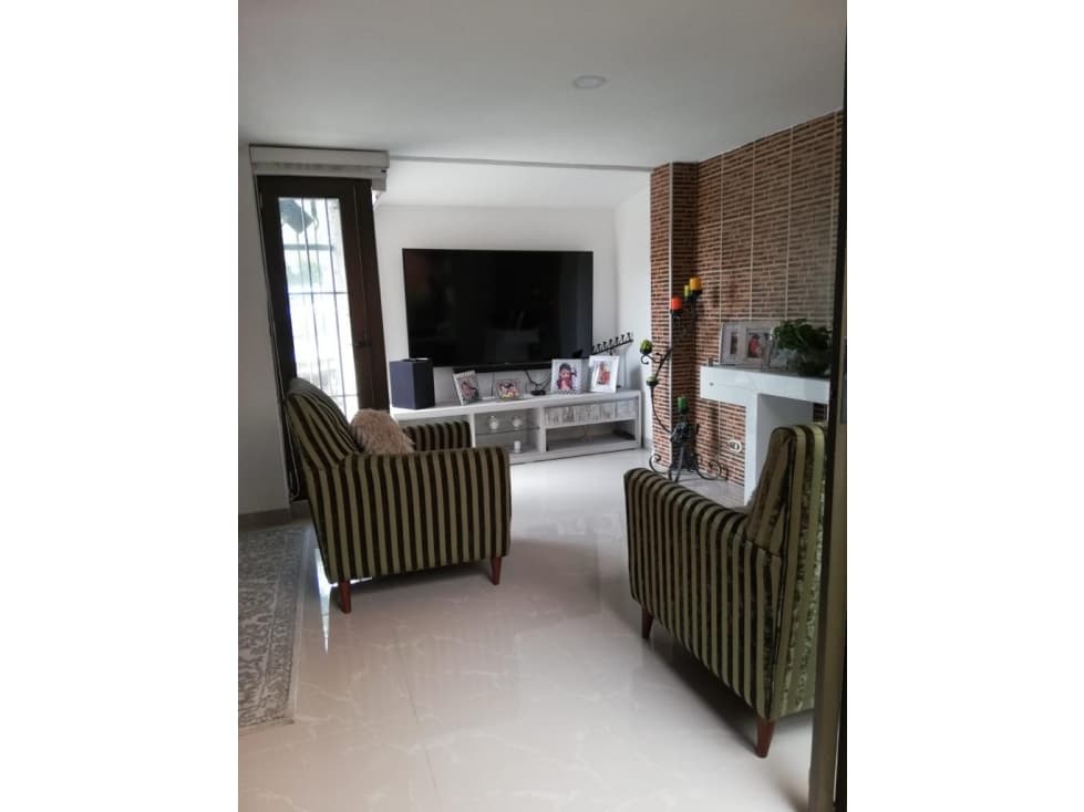 CASA EN VENTA EN ENVIGADO LOMA DEL ESCOBERO — foto 6