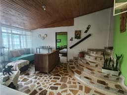 se vende casa bifamiliar sector San José, Armenia Quindío