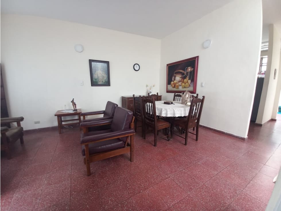 CASA PRIMER PISO EN VENTA SECTOR FLORESTA — foto 3