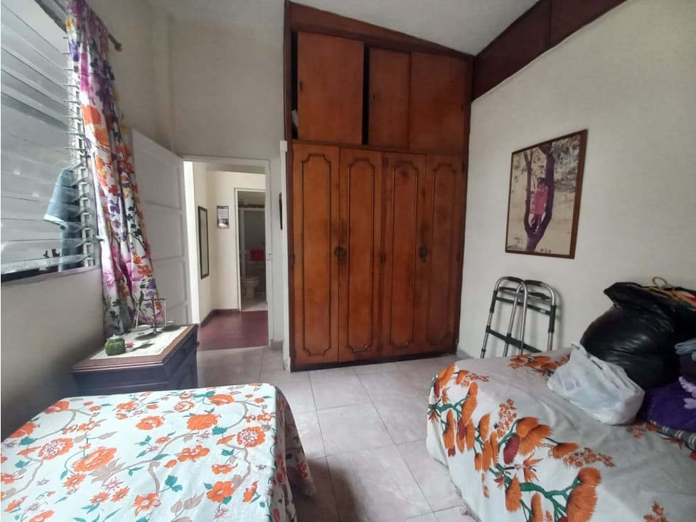 CASA PRIMER PISO EN VENTA SECTOR FLORESTA — foto 5