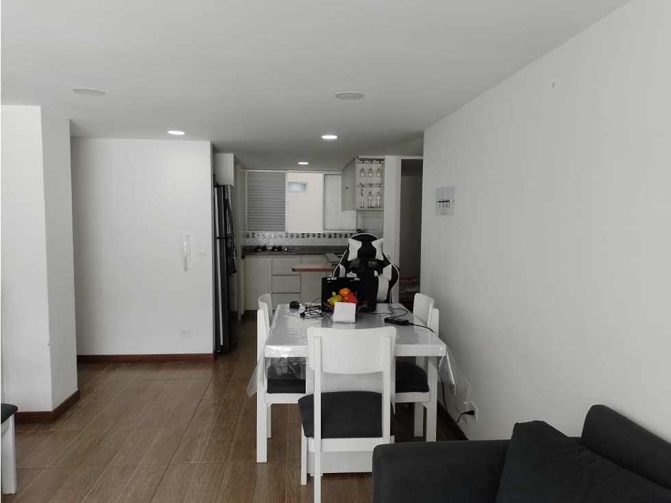 APARTAMENTO EN VENTA SECTOR CHIPRE — foto 5