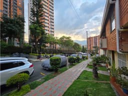 Venta Casa en Sabaneta, primer piso Maria auxiliadora