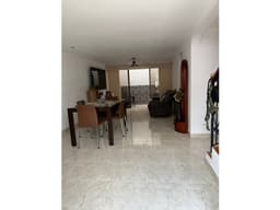 Venta casa en Envigado Millan dos niveles