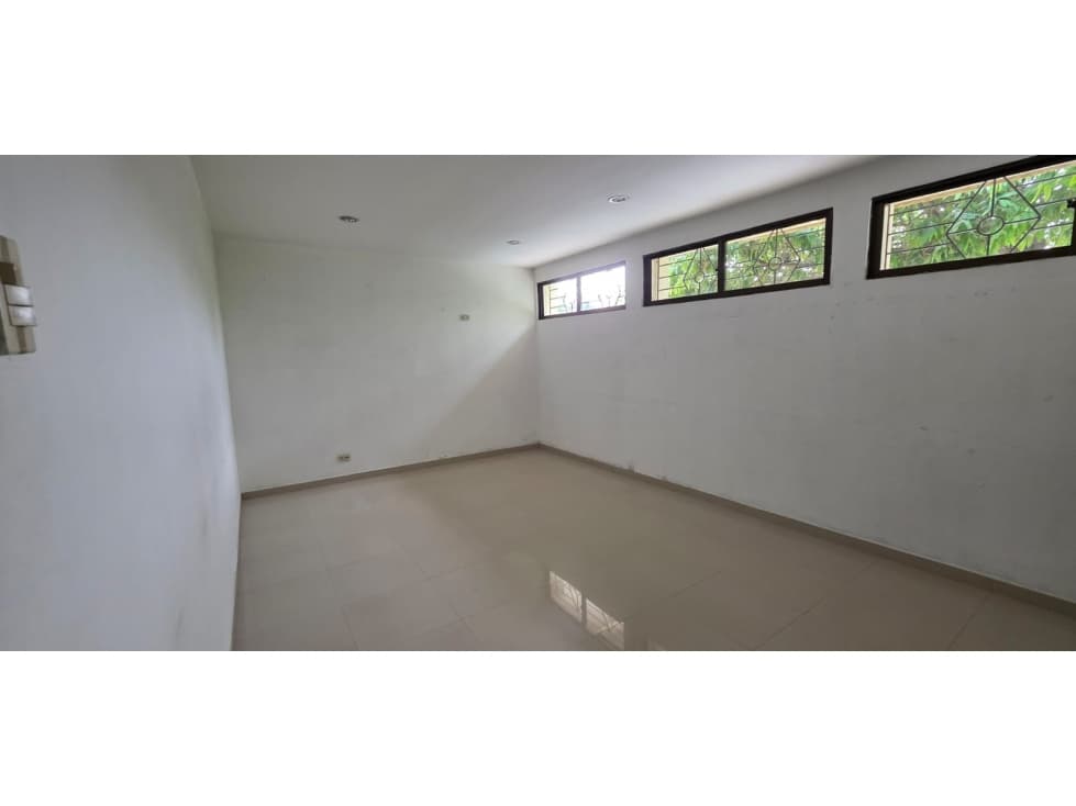 CASA AMPLIA EN ARRIENDO B/ LA GRANJA — foto 5