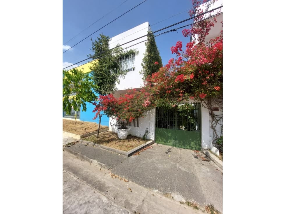 CASA EN VENTA EN B/ URBINA — foto 1