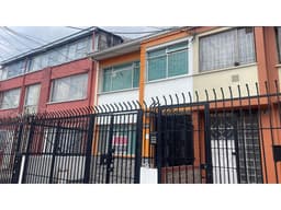 ARRIENDO CASA 2 NIVELES OFICINA SAN LUIS CHAPINERO 250MTS $3.800.000