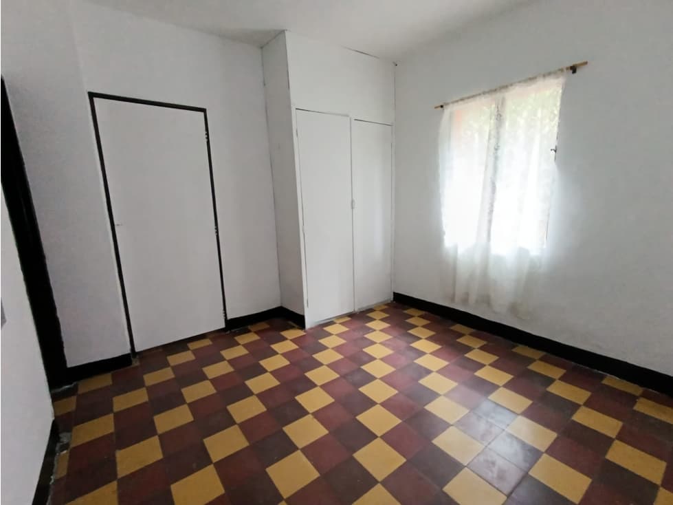 APARTAMENTO PRIMER PISO FLORESTA LA PRADERA — foto 2
