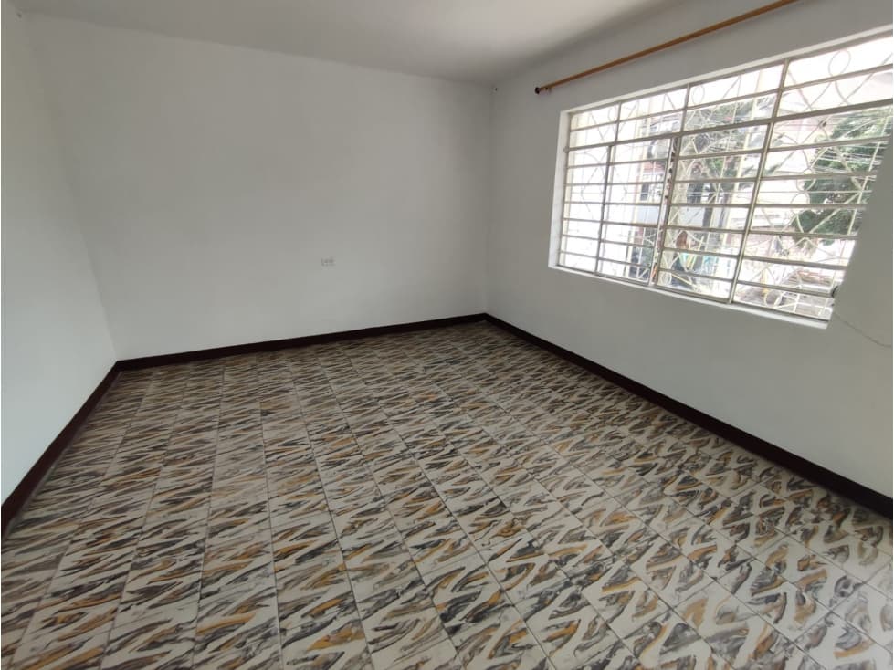 CASA ARANJUEZ CERCA I.E. JOSÉ EUSEBIO CARO — foto 1