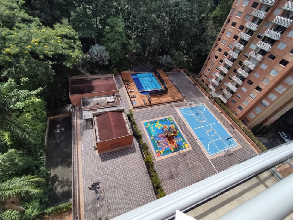 APARTAMENTO EL POBLADO CERCA AV. LAS PALMAS — foto 5