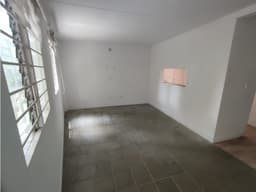 CASA ROBLEDO CERCA ZONA COMERCIAL LA CAMPIÑA
