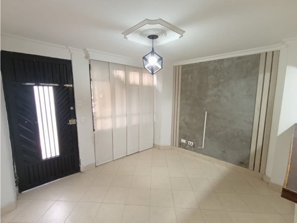 APARTAMENTO CALASANZ CERCA REFUGIO SANTA ANA — foto 1