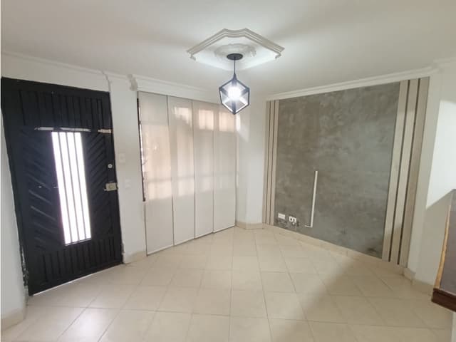 APARTAMENTO CALASANZ CERCA REFUGIO SANTA ANA