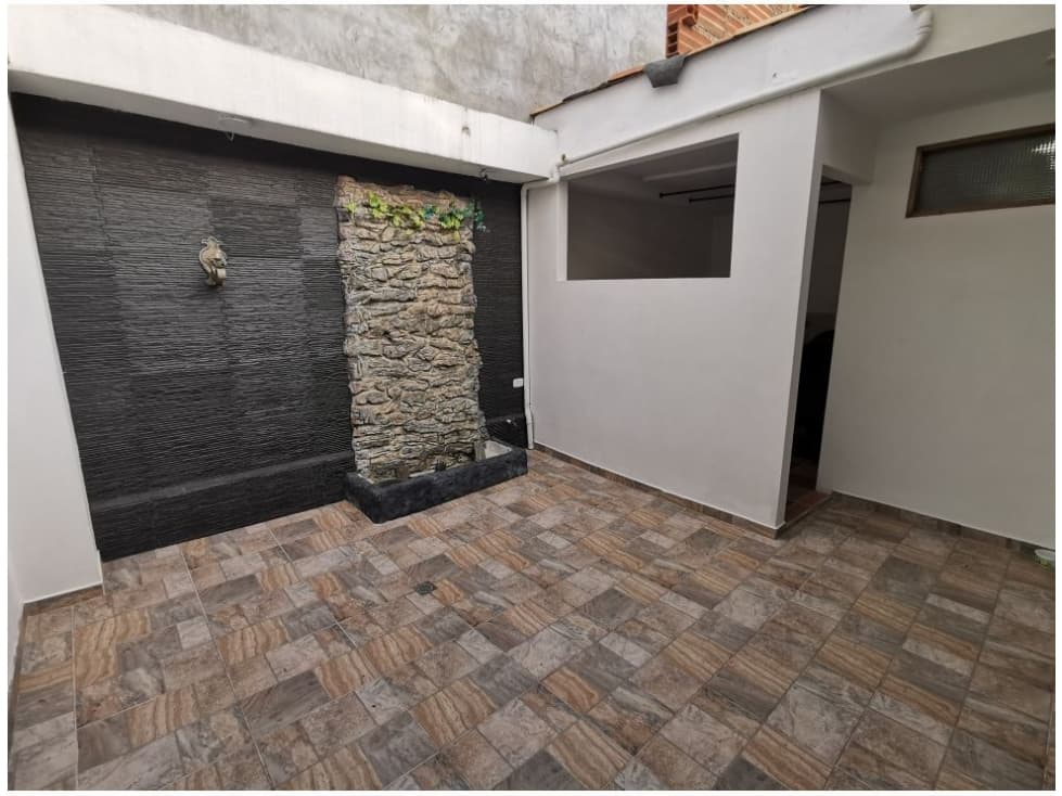 HERMOSA CASA EN VENTA LA CEJA — foto 4