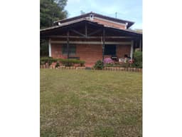 LINDA CASA FINCA EN VENTA RIONEGRO ANTIOQUIA