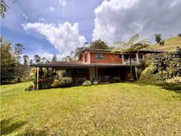 LINDA CASA FINCA EN VENTA RIONEGRO ANTIOQUIA