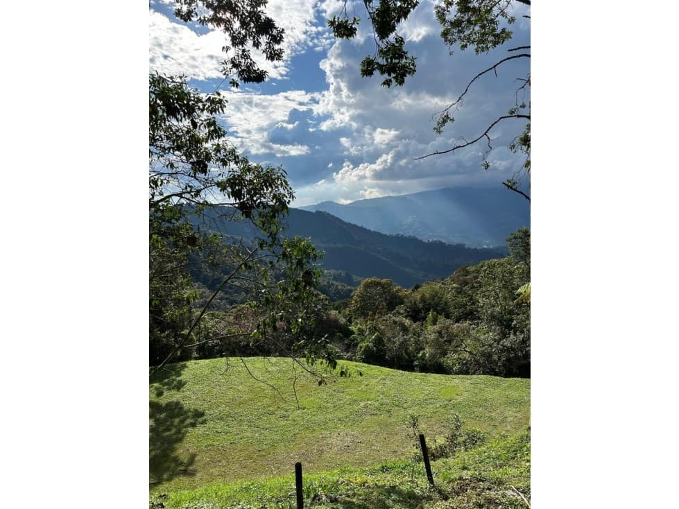 ENCANTADOR LOTE EN VENTA ENVIGADO — foto 1