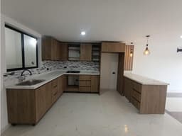 ENCANTADORA CASA EN VENTA LA CEJA