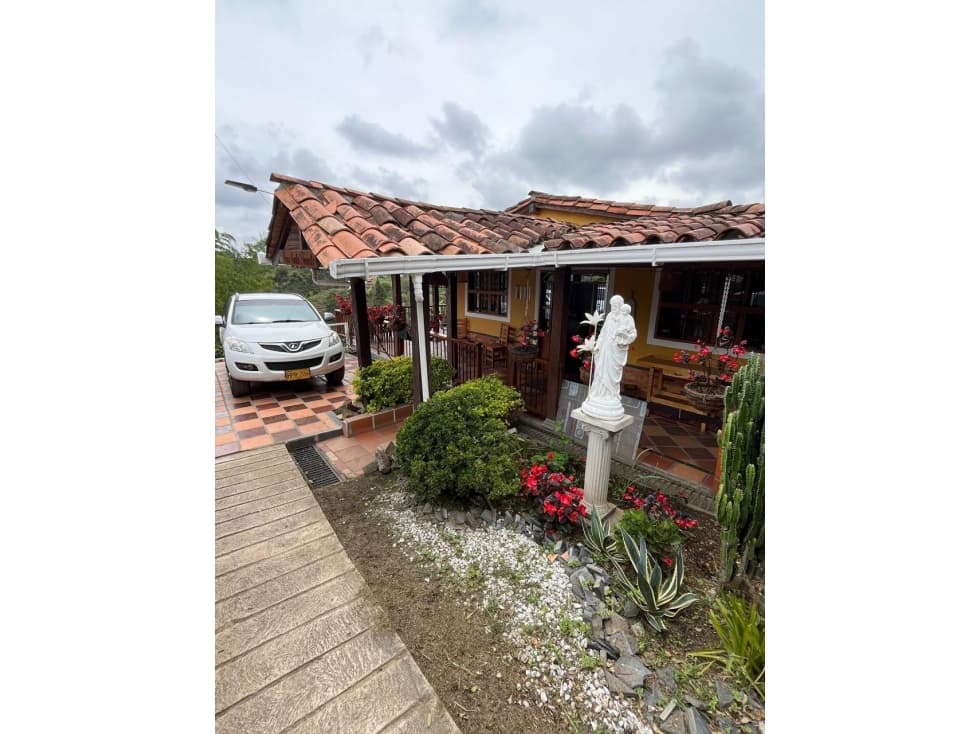 ENCANTADORA FINCA EN VENTA RIONEGRO — foto 1