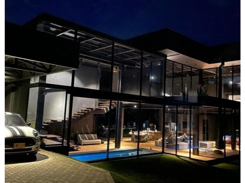 ESPECTACULAR CASA EN VENTA ALTO DE PALMAS — foto 2