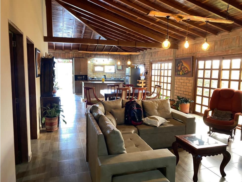 LINDA FINCA EN VENTA GUARNE — foto 2