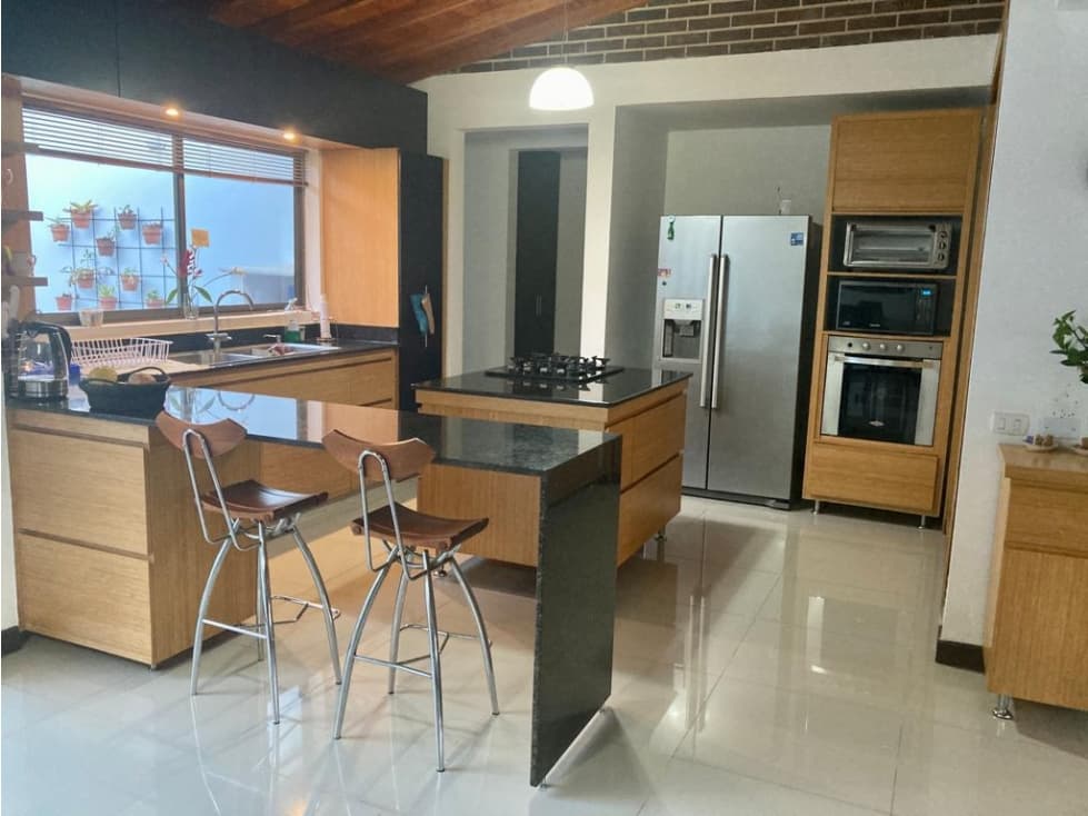 ENCANTADORA FINA EN VENTA GUARNE — foto 3