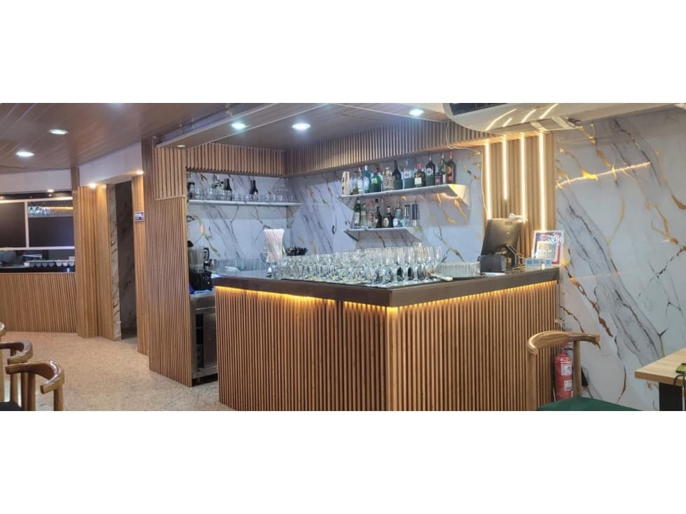 ESPECTACULAR NEGOCIO EN VENTA BOCAGRANDE — foto 1