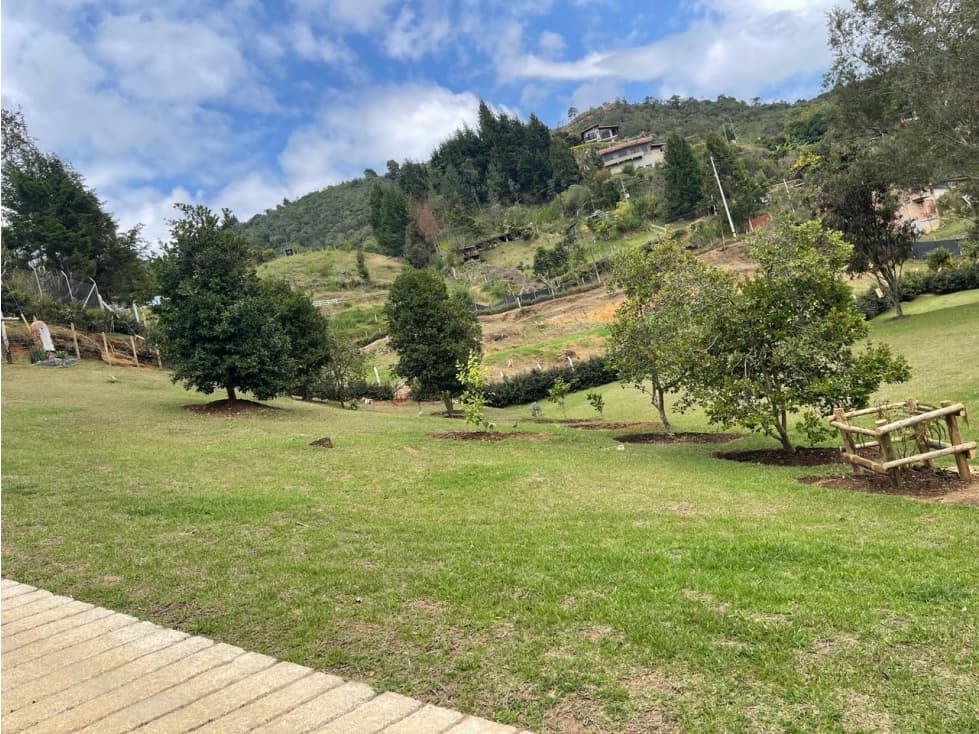 ENCANTADORA FINCA EN VENTA GUARNE — foto 4