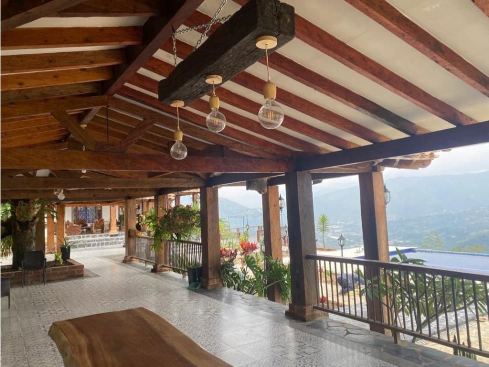 HERMOSA FINCA EN VENTA COPACABANA — foto 1